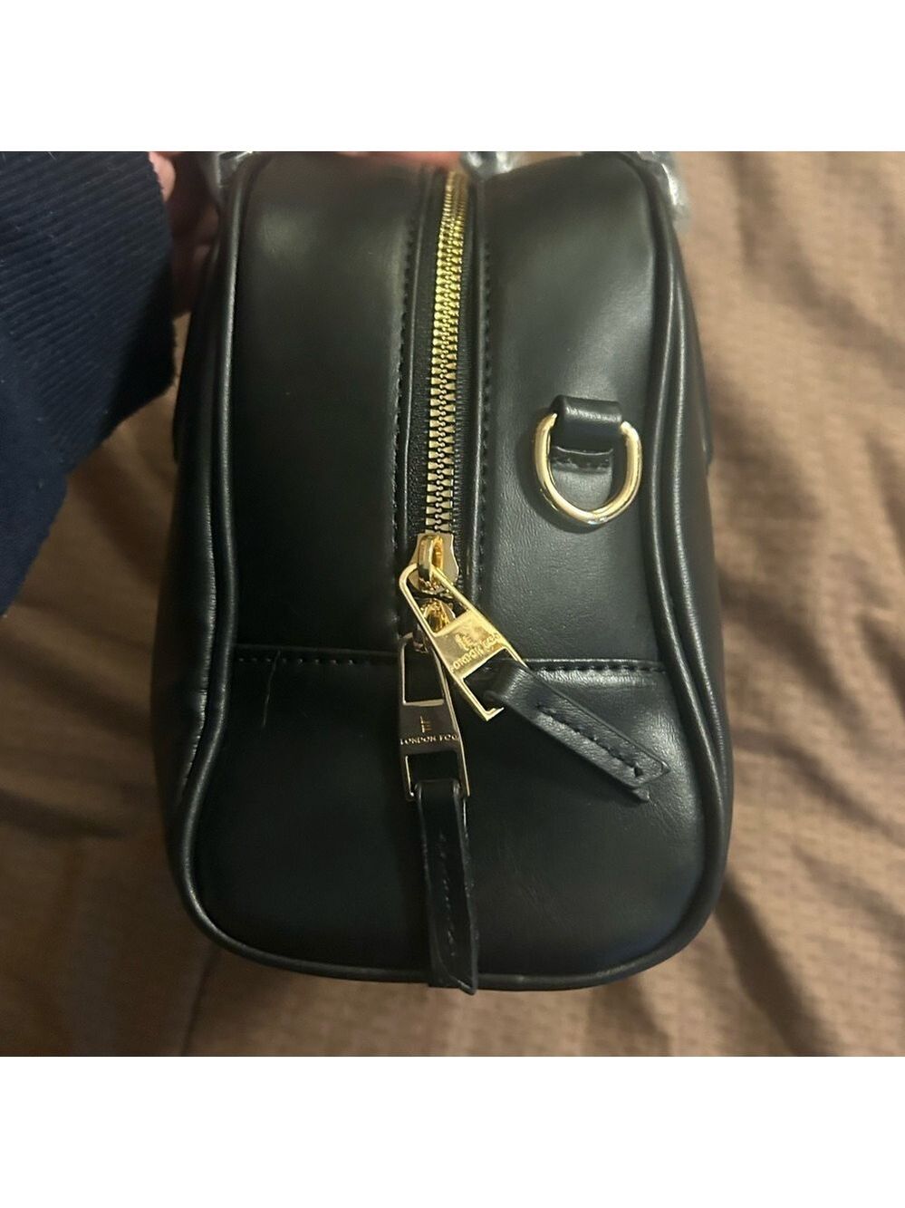 London Fog Black satchel - Picture 5 of 9